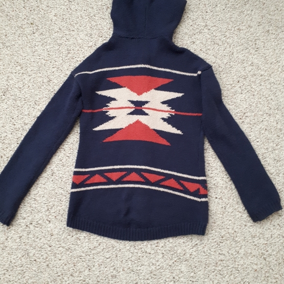 Zip up Aztec sweater - Picture 2 of 3